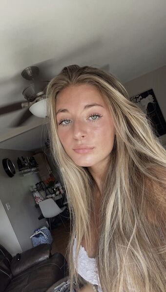 Alana Eastman Nude Leaks OnlyFans Photo 2