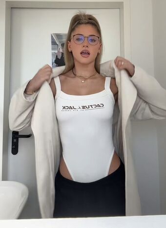 Alysa Ruppert Nude Leaks OnlyFans Photo 49