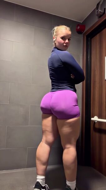 _mommymewtwo Nude Leaks OnlyFans Photo 3