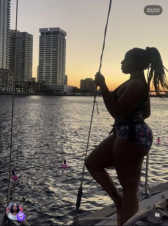 brownbodii / brownbodii_ Nude Leaks OnlyFans  – Leaked Models