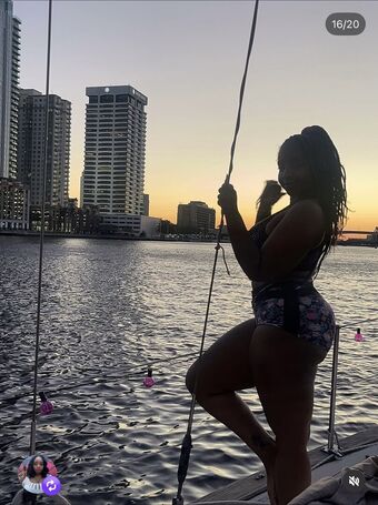 brownbodii Nude Leaks OnlyFans Photo 33