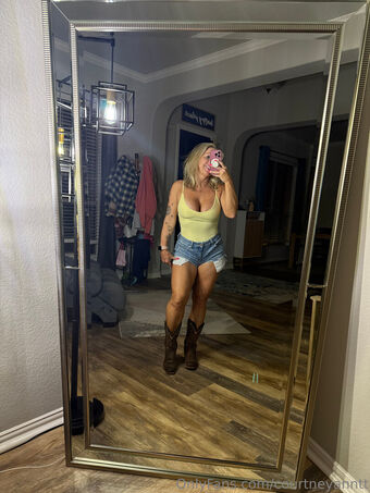 courtneyanntt Nude Leaks OnlyFans Photo 55