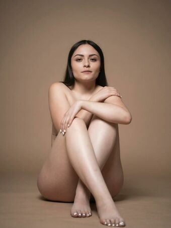 Cynn Mtz Nude Leaks OnlyFans Photo 2