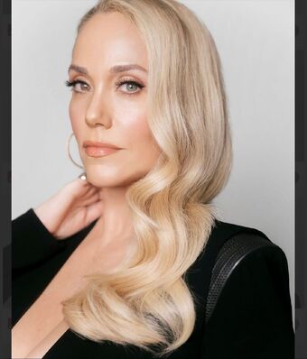 Elizabeth Berkley Nude Leaks OnlyFans Photo 38