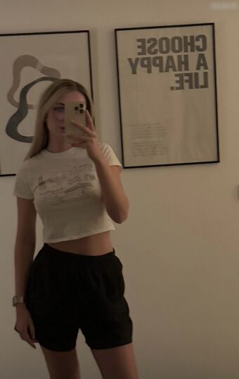 Hannifu Nude Leaks OnlyFans Photo 6