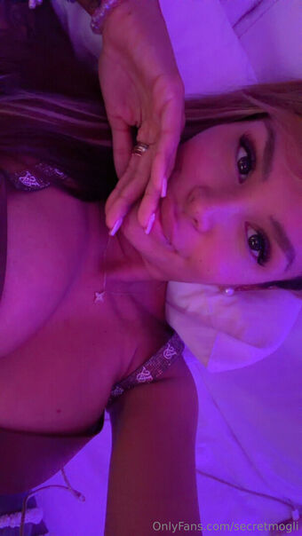 happymogli Nude Leaks OnlyFans Photo 1