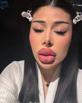 selenaamontoyaa Nude Leaks OnlyFans Photo 18