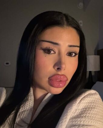 selenaamontoyaa Nude Leaks OnlyFans Photo 14