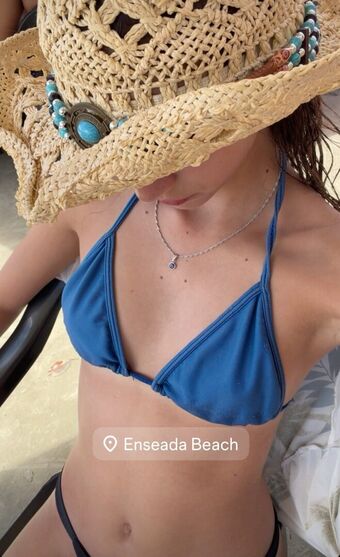 Isabele Machado Alves Nude Leaks OnlyFans Photo 6