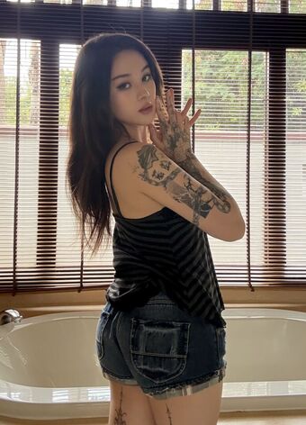 JadeyAnh Nude Leaks OnlyFans Photo 160