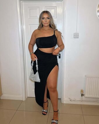 Kimberley MJ Wackrill Nude Leaks OnlyFans Photo 17