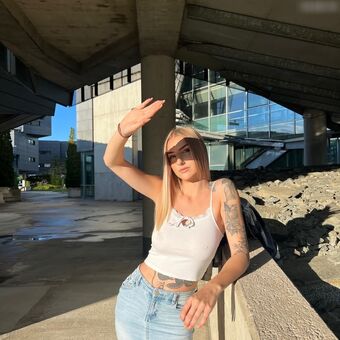 Larissa Perdacher Nude Leaks OnlyFans Photo 1