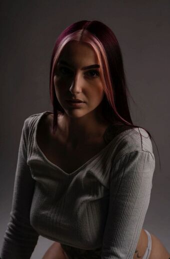 Larissa Perdacher Nude Leaks OnlyFans Photo 4