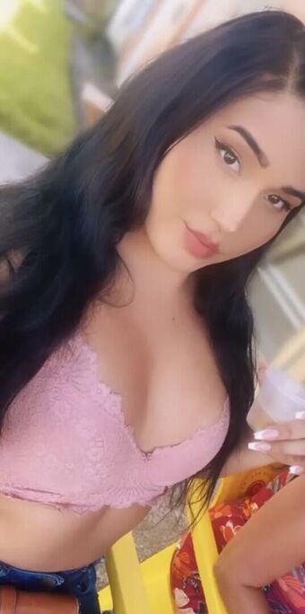 official.latiiinamamiii Nude Leaks OnlyFans Photo 3