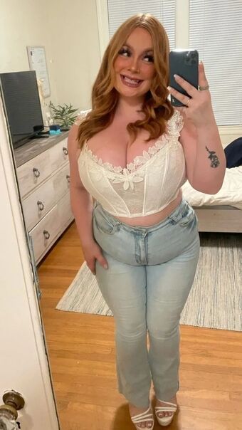 Mikayla V Nude Leaks OnlyFans Photo 37