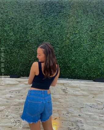 Millie Howell Nude Leaks OnlyFans Photo 14