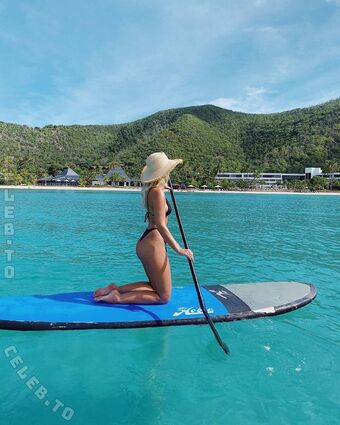 Natasha Oakley Nude Leaks OnlyFans Photo 369