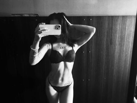 Neea Kuosmanen Nude Leaks OnlyFans Photo 26