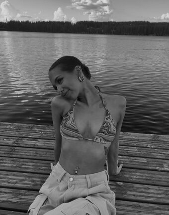 Neea Kuosmanen Nude Leaks OnlyFans Photo 19