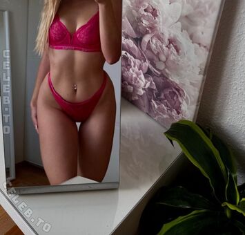 Ossi Desi Nude Leaks OnlyFans Photo 61