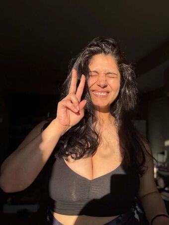 Rashmiix Nude Leaks OnlyFans Photo 3