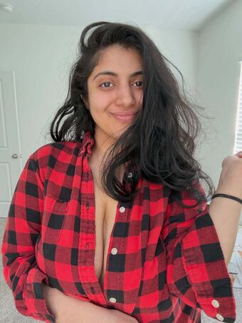 Rashmiix Nude Leaks OnlyFans Photo 2