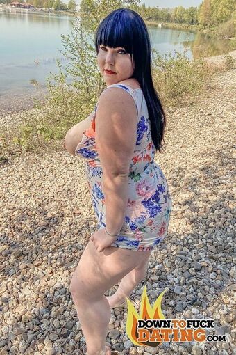 Samantha Kiss Nude Leaks OnlyFans Photo 2