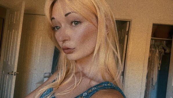 Samantha Smith Nude Leaks OnlyFans Photo 43