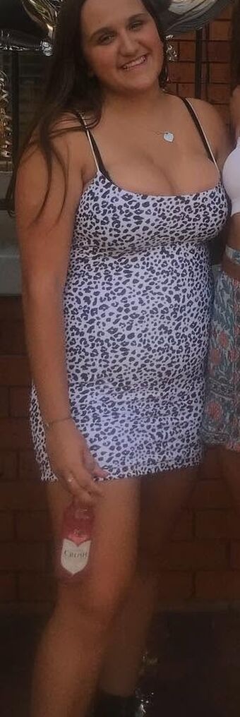 Sarah Williams Nude Leaks OnlyFans Photo 42