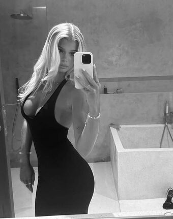 Sophie Charlott Nude Leaks OnlyFans Photo 51