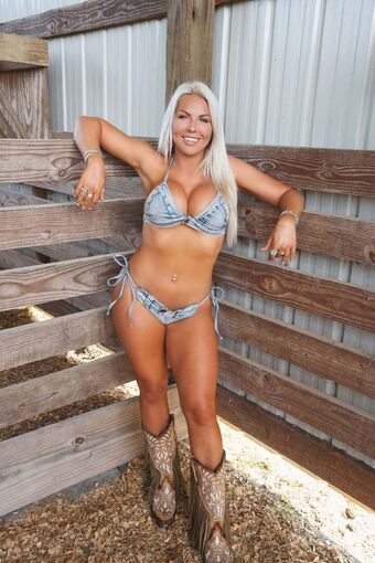 Sophie Swaney Nude Leaks OnlyFans Photo 242