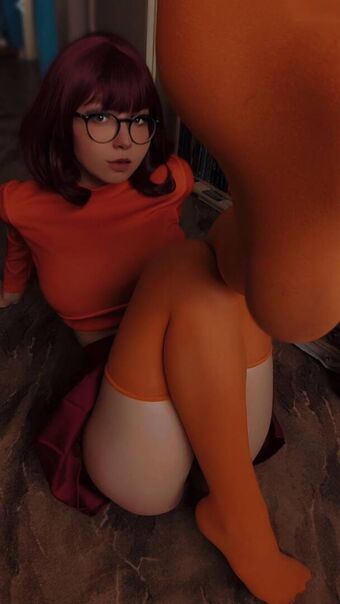 Velma & Daphne Cosplay Nude Leaks OnlyFans Photo 150