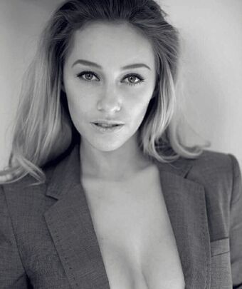 Zimra Geurts Nude Leaks OnlyFans Photo 1